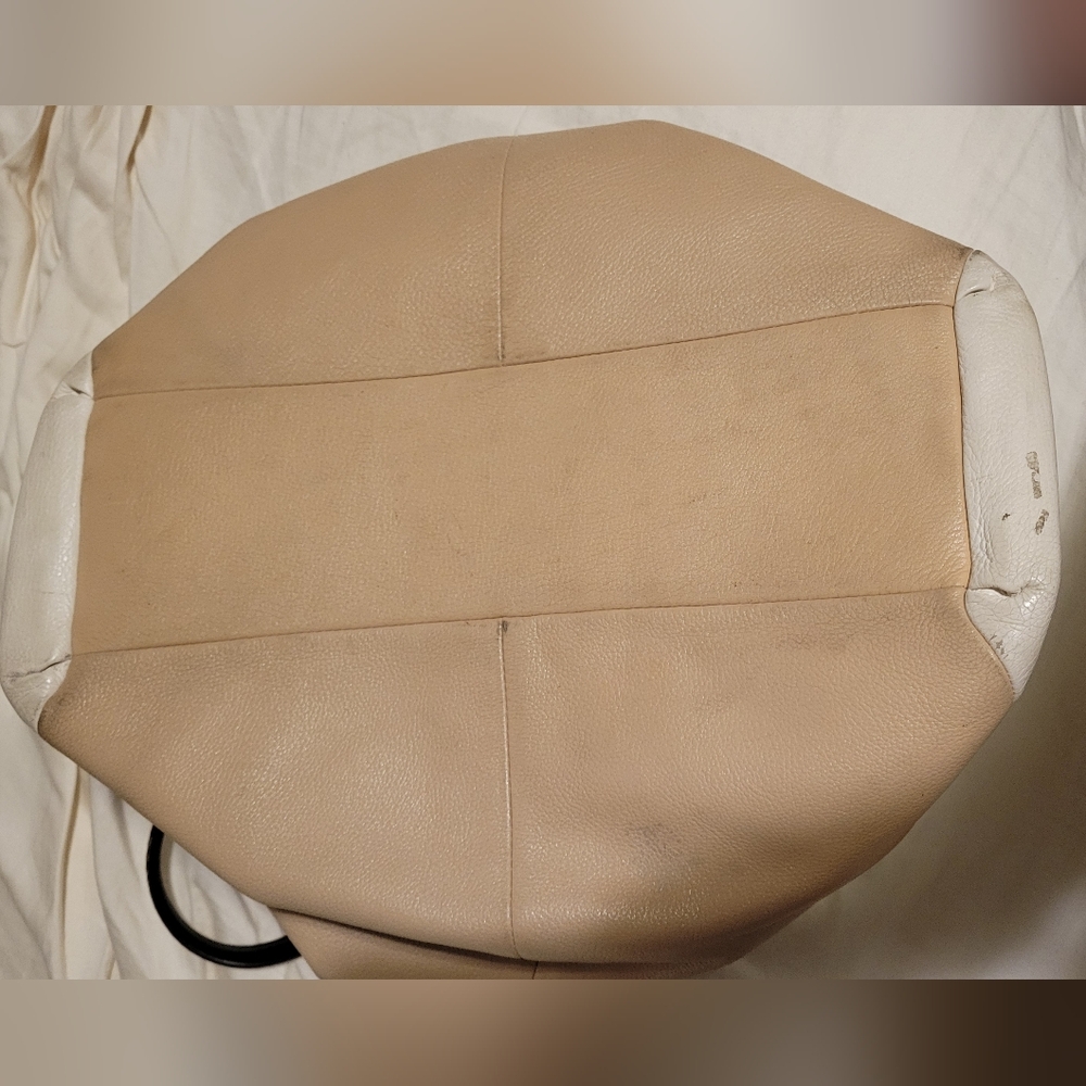 Coach Leather Phoebe Beige and White Hobo Bag - Picture 13 of 16